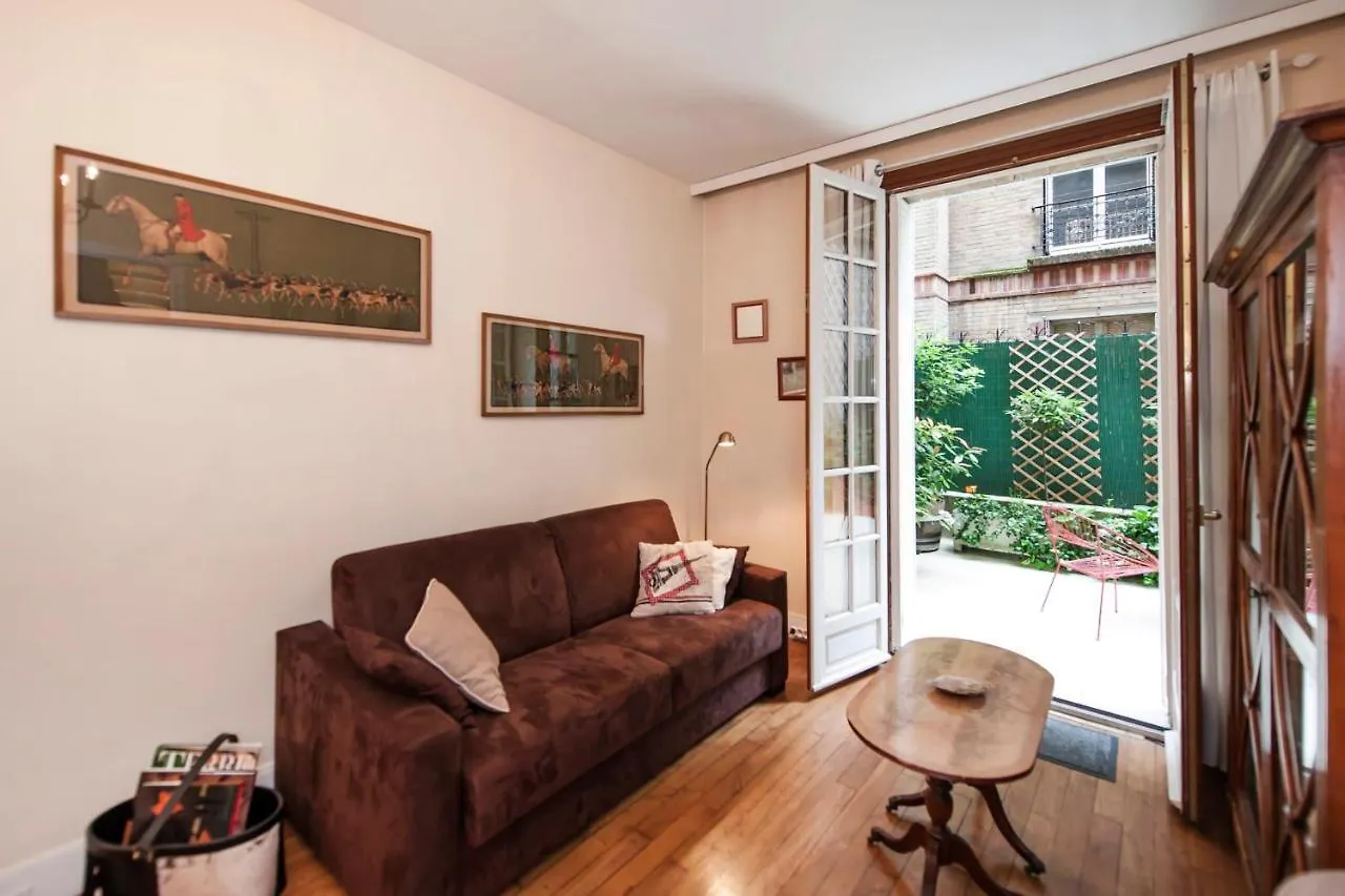 Apartamento Calm Flat With Terrasse Nearby Montparnasse - Paris - Welkeys