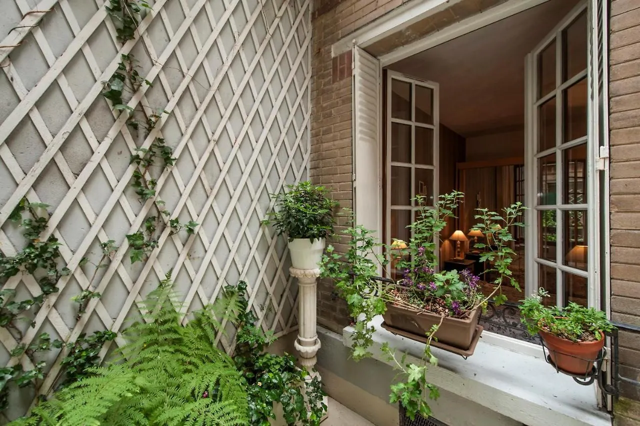Apartamento Calm Flat With Terrasse Nearby Montparnasse - Paris - Welkeys